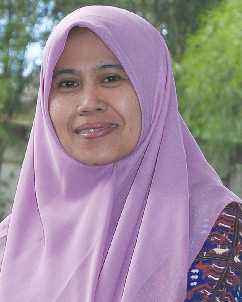 Hj. Ir. Rintha Wisangsari ( Guru Ilmu Pengetahuan Alam )