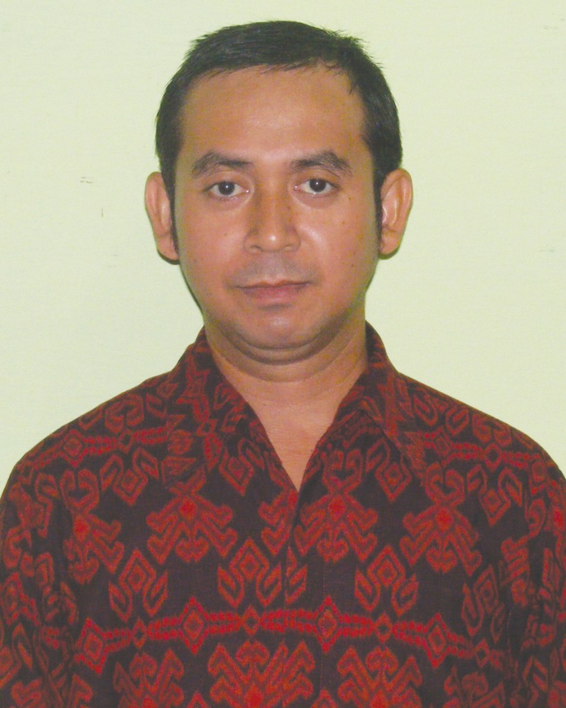 Mat Umar ( Pembantu Umum )