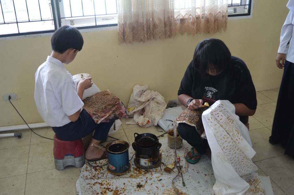 SMP Al Kautsar melaksanakan Outdoor Study ke Sekolah Luar Biasa (SLB) Kemiling