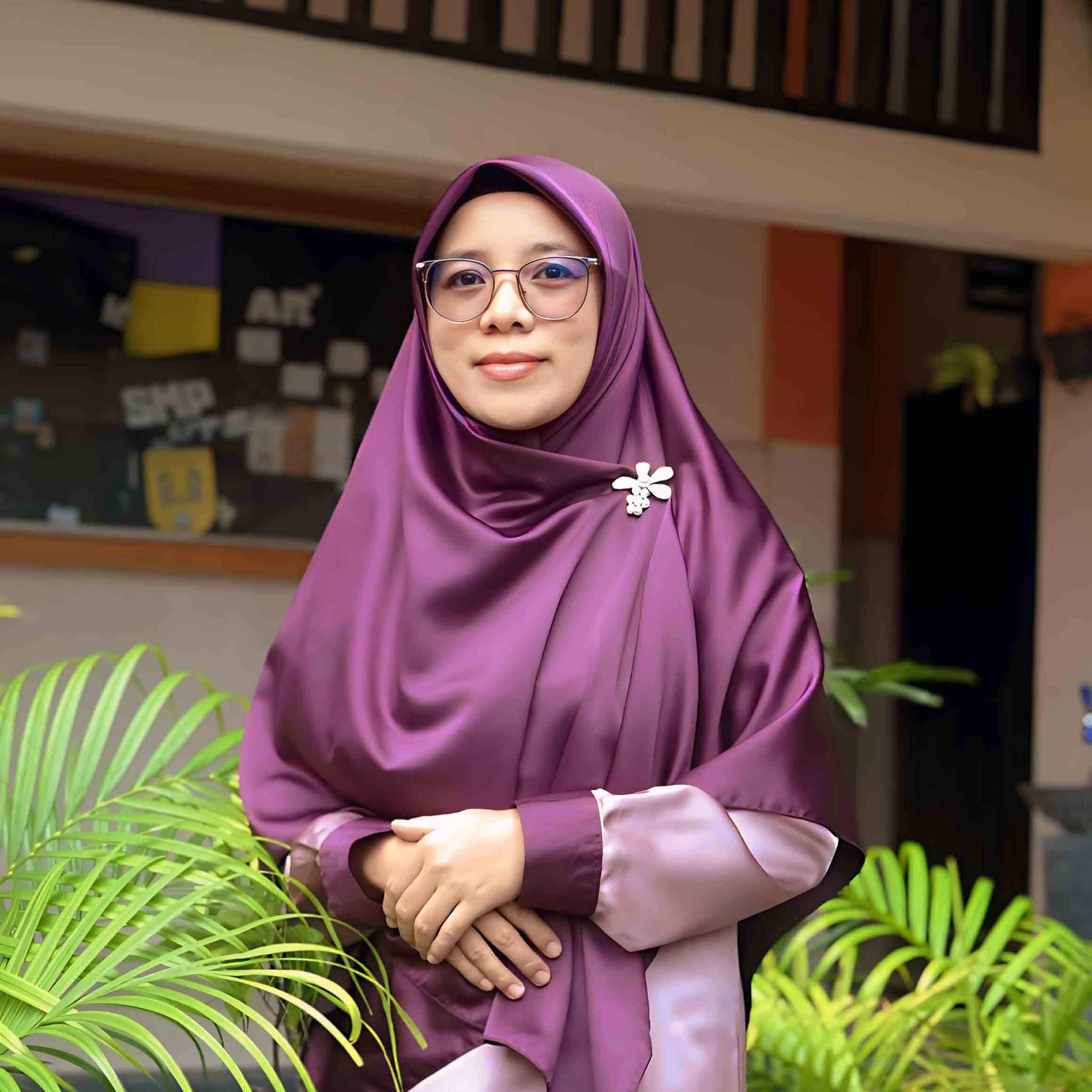 Lela Suri, M.Pd.